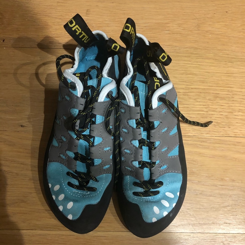 La Sportiva Tarantulace Climbing Shoe - Women's